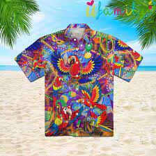 Parrot Bay Rum Hawaiian Shirt