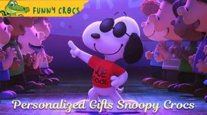 15 Personalized Gifts Snoopy Crocs