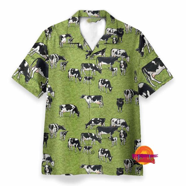 Dairy Cow On The Grass Field Pattern Hawaiian Shirt
