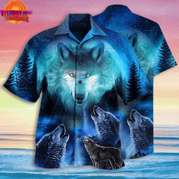 Wolf Howling Under the Moonlight Hawaiian Shirt