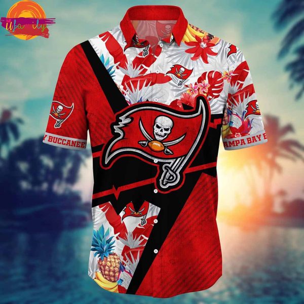 Tampa Bay Buccaneers Pineapple Hawaiian Shirt