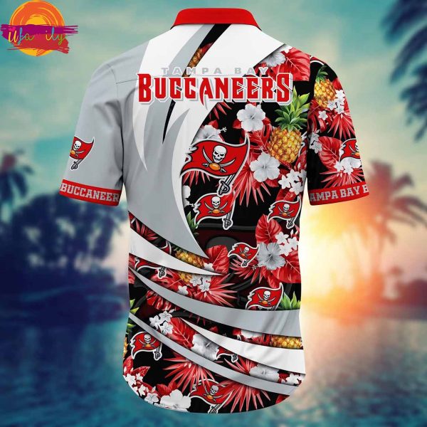 Tampa Bay Buccaneers Pineapple Hawaiian Shirt For Men