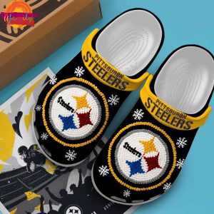 Christmas Pittsburgh Steelers Knit Effect NFL Crocs 3