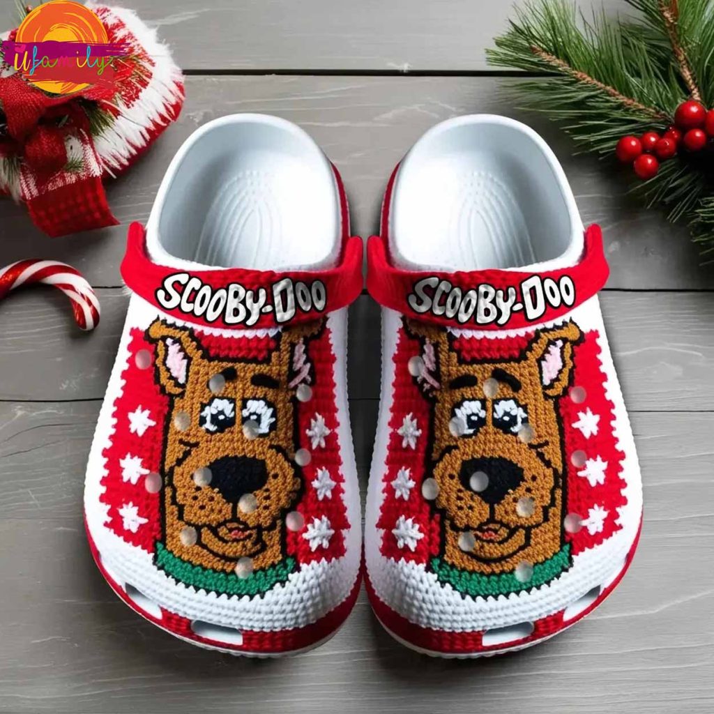 Christmas Scooby Doo Knit Effect Crocs