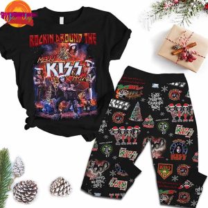 Kiss Merry Christmas T Shirt Pajama Set 1