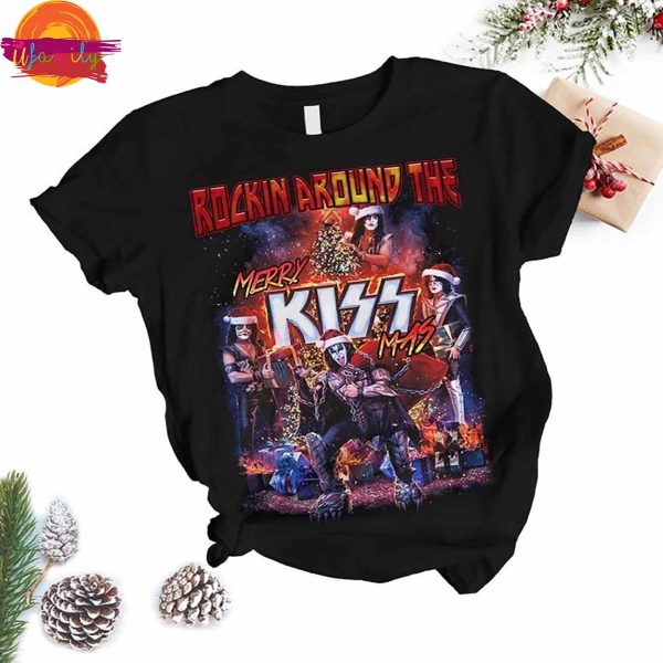 Kiss Merry Christmas T Shirt Pajama Set