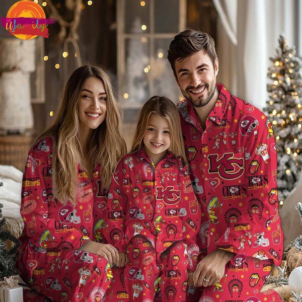 NFL Kansas City Chiefs Christmas Family Pajamas Set