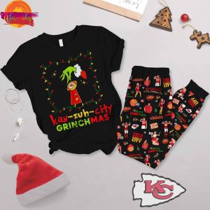 Kansas City Chiefs Grinchmas NFL Pajama Set 1