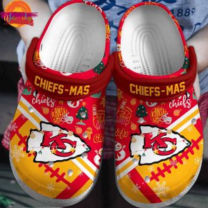 Kansas City Chiefs Mas NFL Christmas Crocs 1