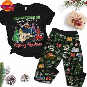 Merry Christmas Noah Kahan T Shirt Pajama Set 1