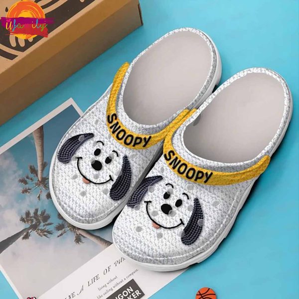 Snoopy Knit Effect Christmas Crocs For Sale