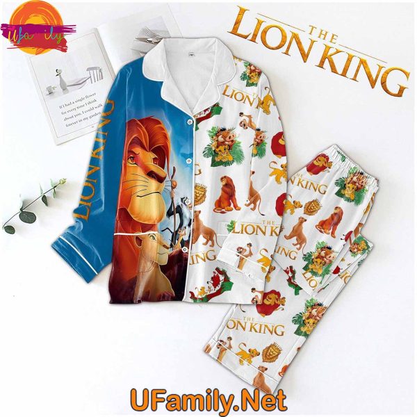 The Lion King T-Shirt And Pants Pajama Set